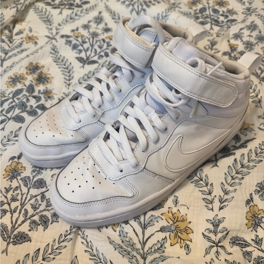 Nike Court Vision Mid Sneakers